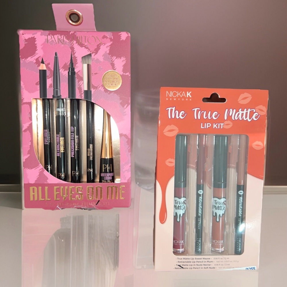 Paris Hilton All Eyes on Me Makeup Set with Nicka K True Matte Lip Kit
